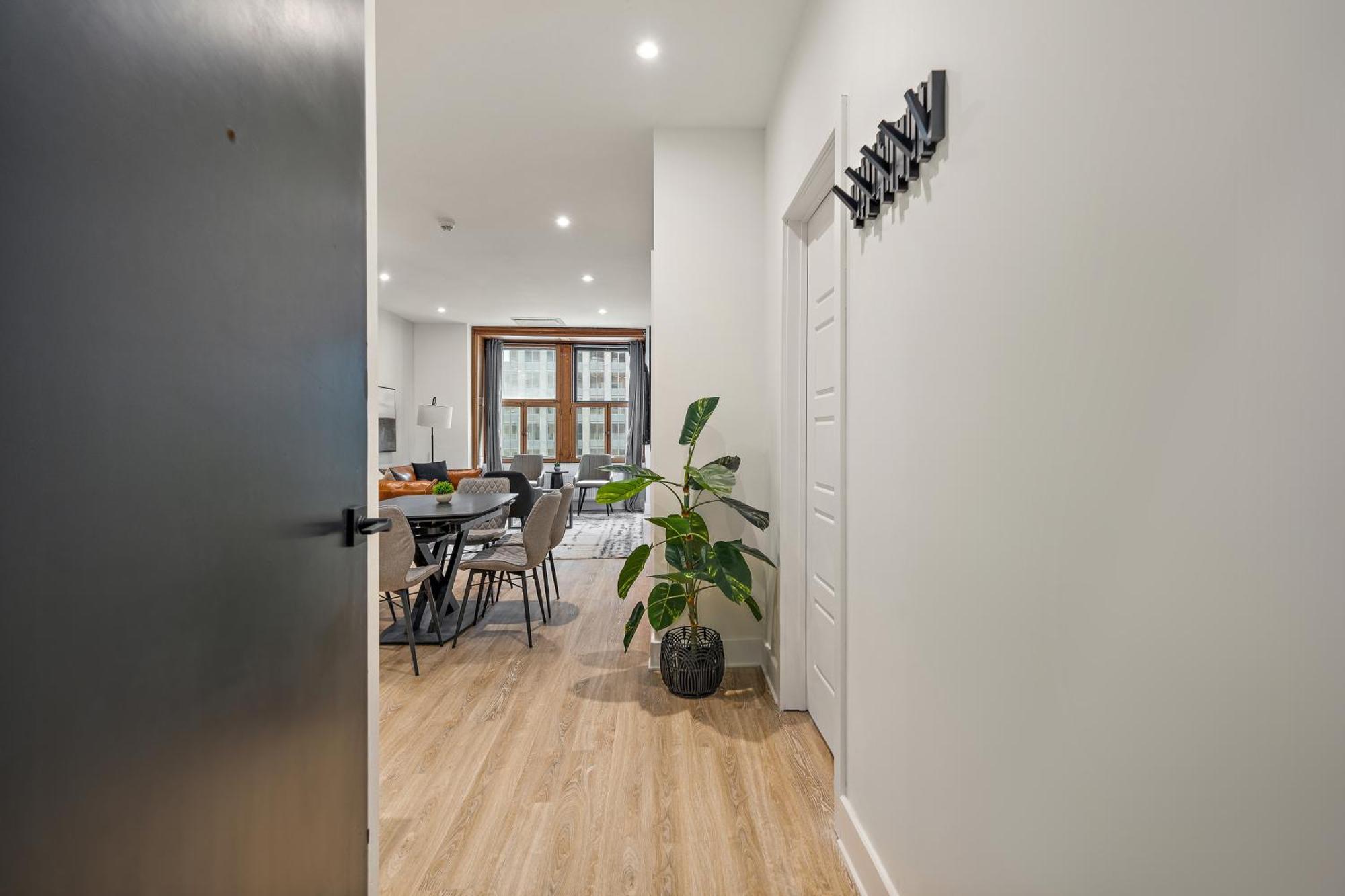 Apartment 511 Place D'armes Luxury