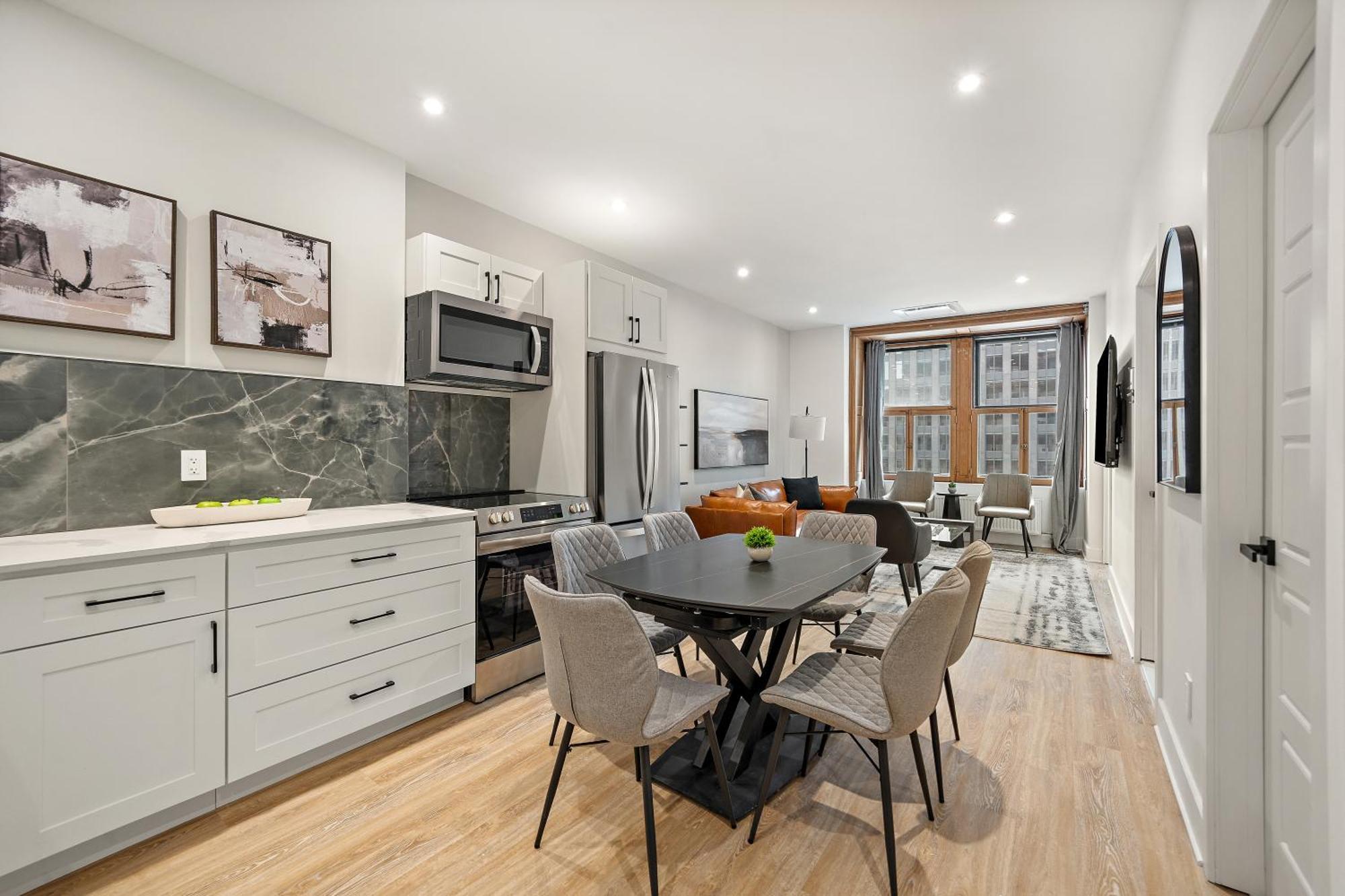 Apartment 511 Place D'armes Luxury
