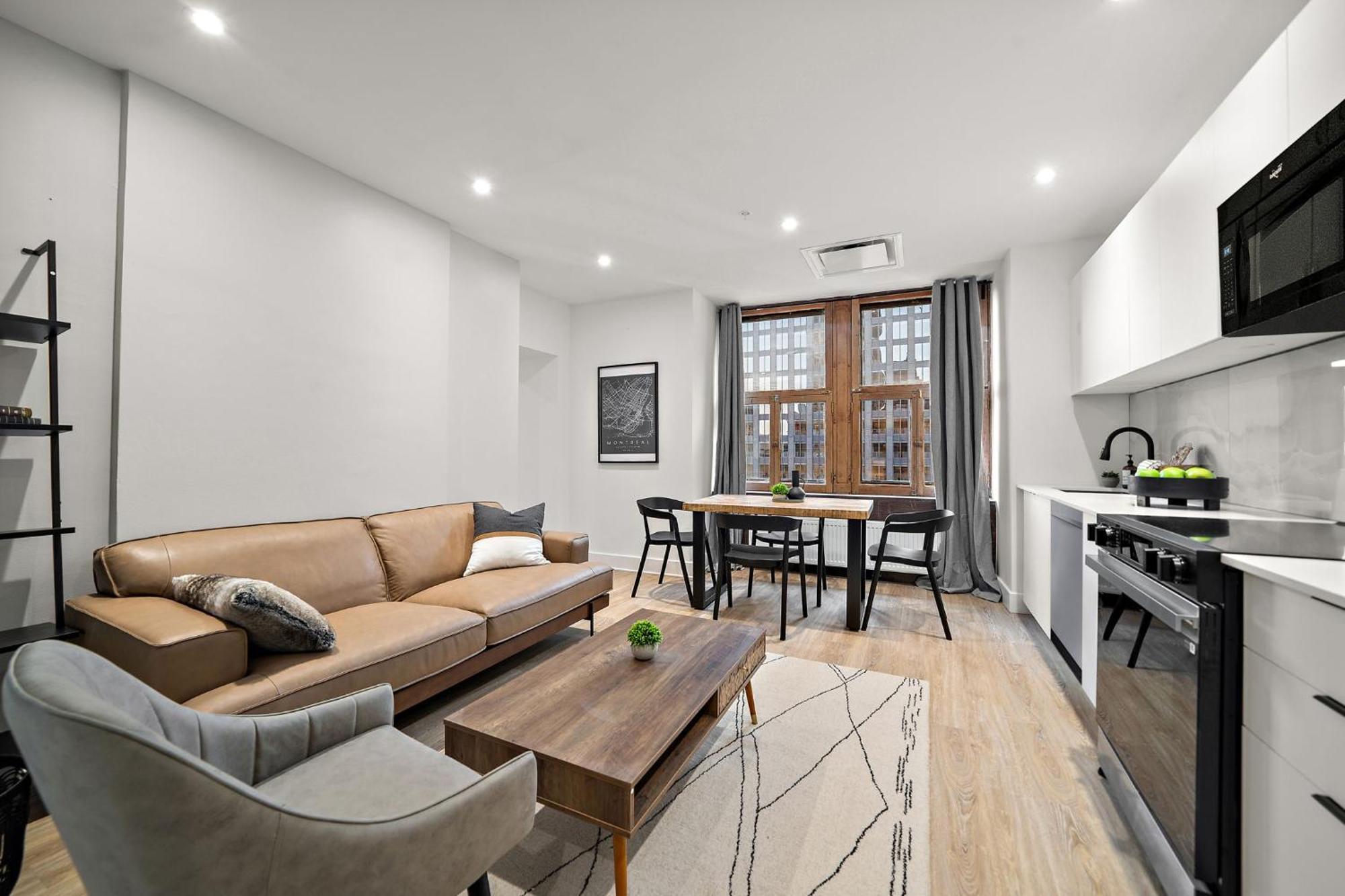 511 Place D'armes Luxury Apartment *