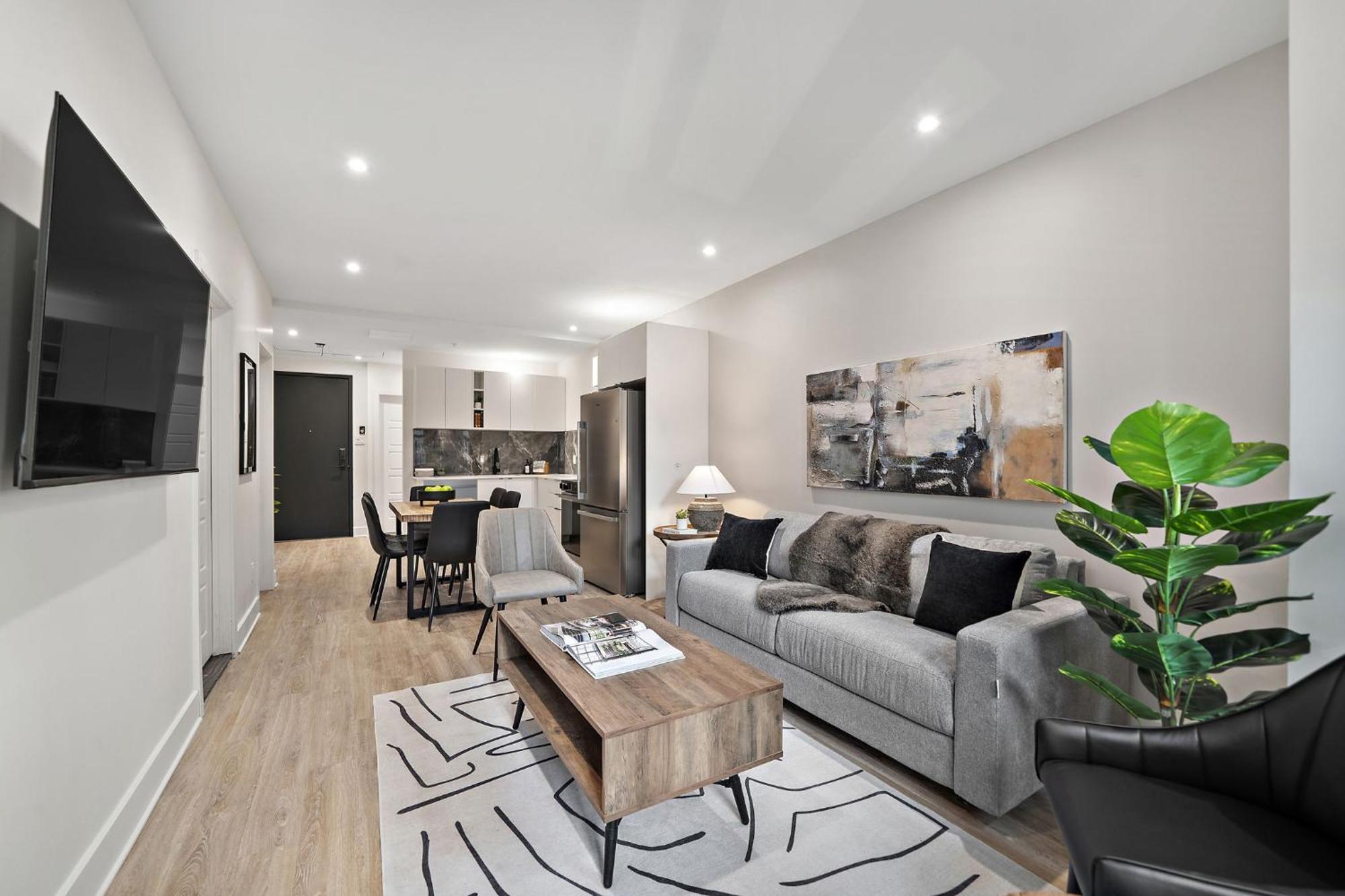511 Place D'armes Luxury Apartment *